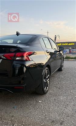 نيسان فيرسا